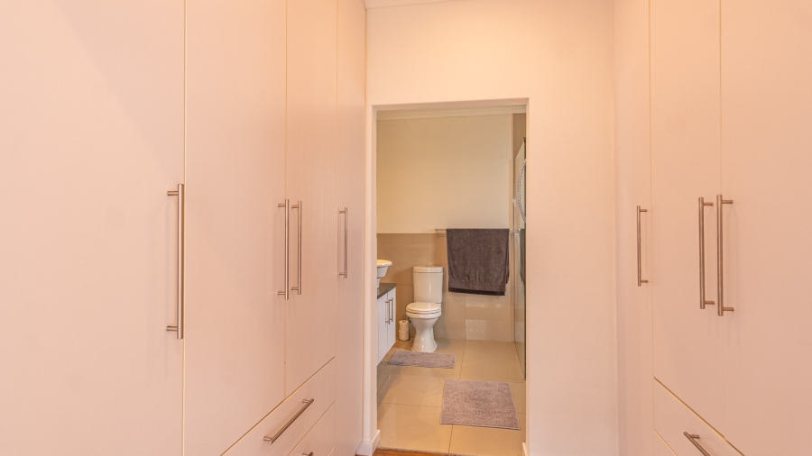 3 Bedroom Property for Sale in Parklands North Western Cape
